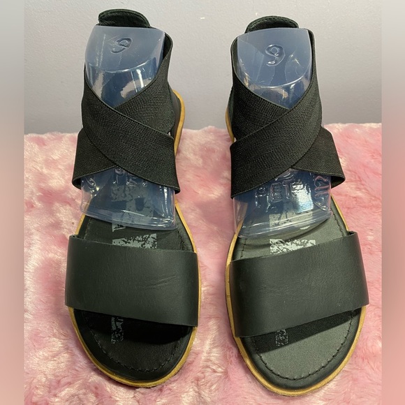 Sorel Ella Samdal - Picture 3 of 9